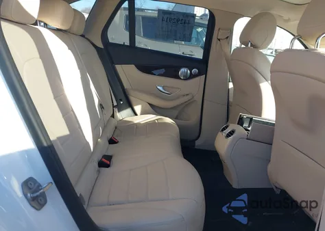 2017 Mercedes-Benz Glc 300 4Matic из США, поврежденный, VIN WDC0G4KB4HF143005